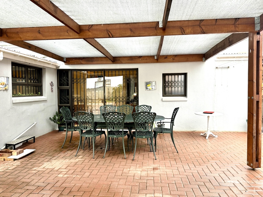 3 Bedroom Property for Sale in Porterville Western Cape